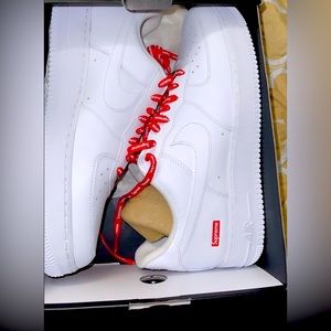 Nike supreme shoes 2020